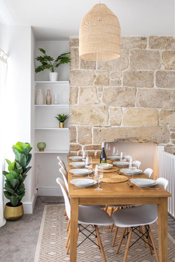 Bright & Beautiful 4 Bedroom House With Sea Views Portland Eksteriør bilde